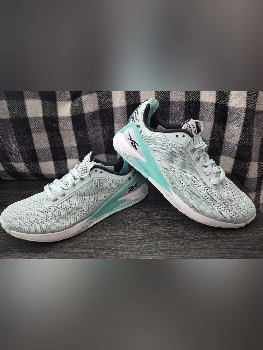 Reebok Women's Mint Green and White Athletic Trainers